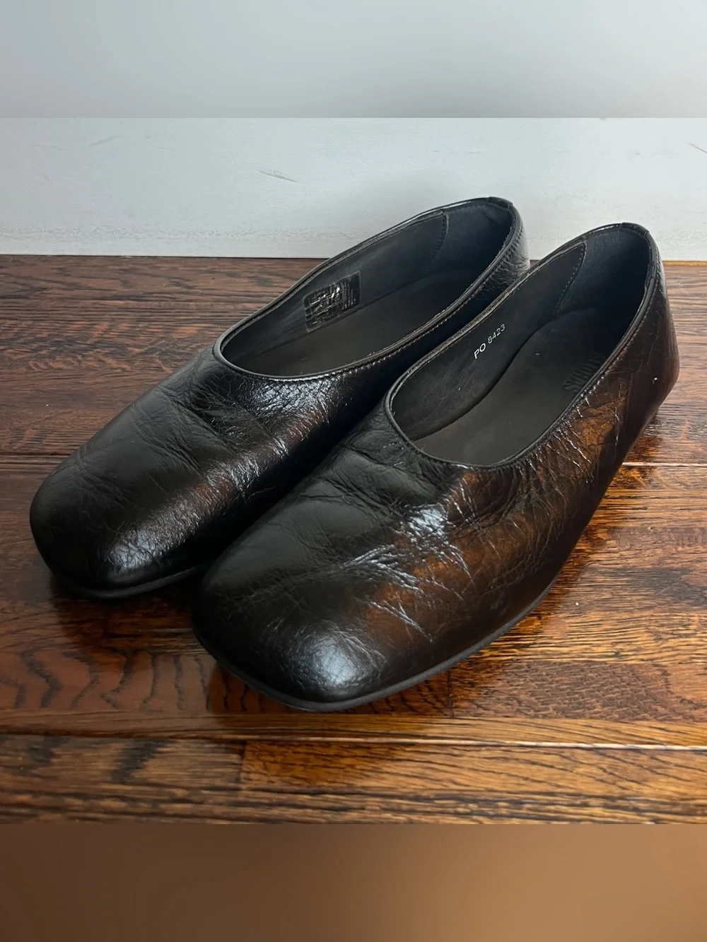 ALOHAS Edie Leather Ballet Flat